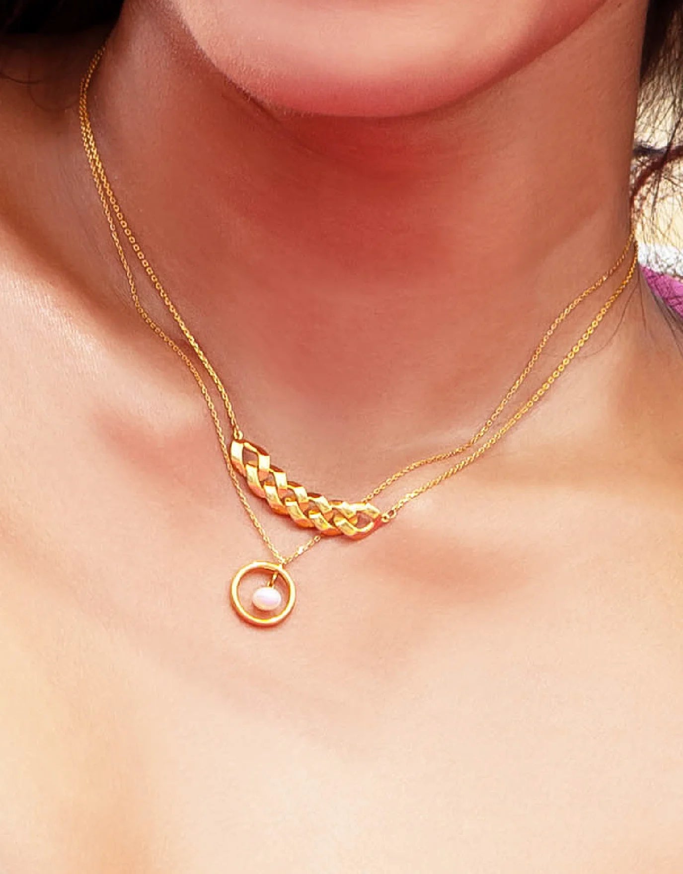 LVC MOD22 Curb Accent Gold Necklace