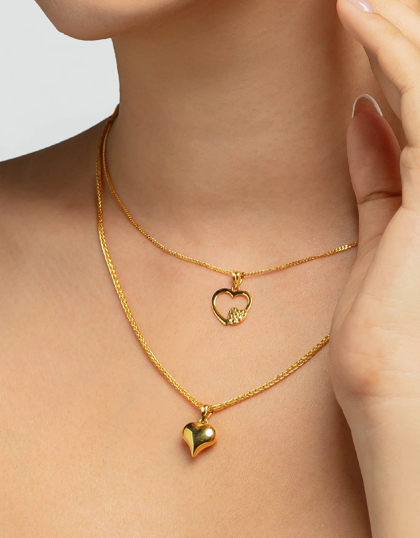 LVC MOD22 Luna Heart Gold Pendant