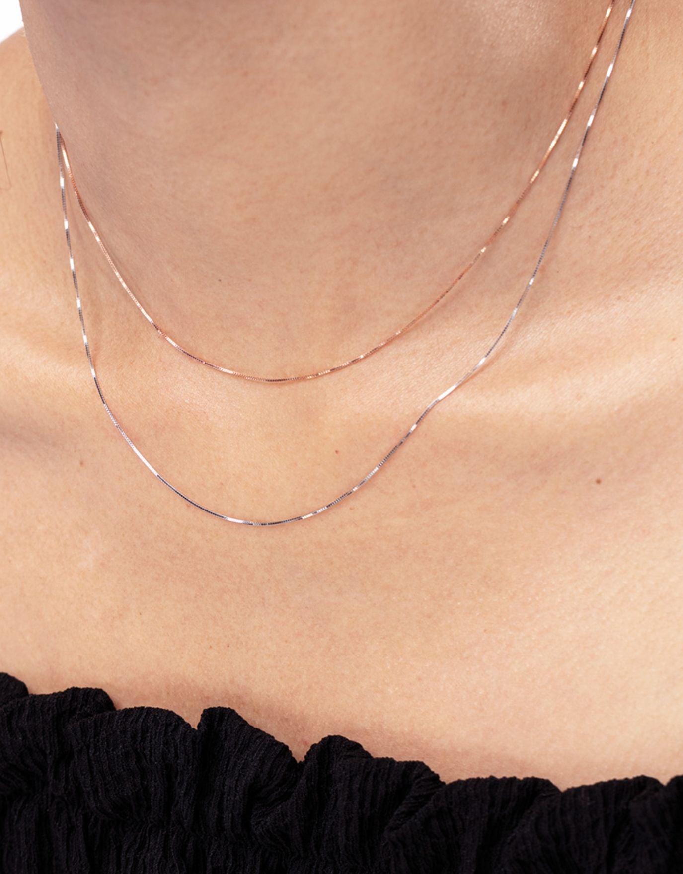 Model Wearing LVC Box Chain Necklace