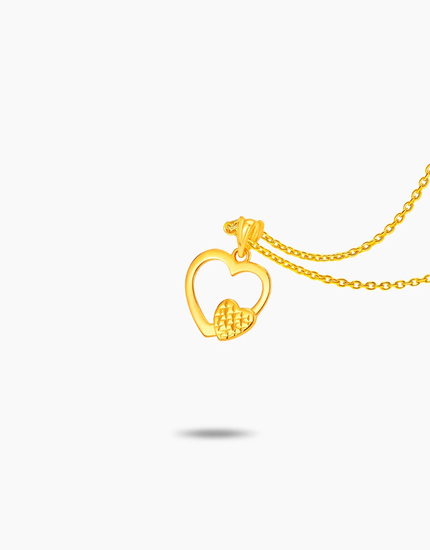LVC MOD22 Close to You Gold Pendant