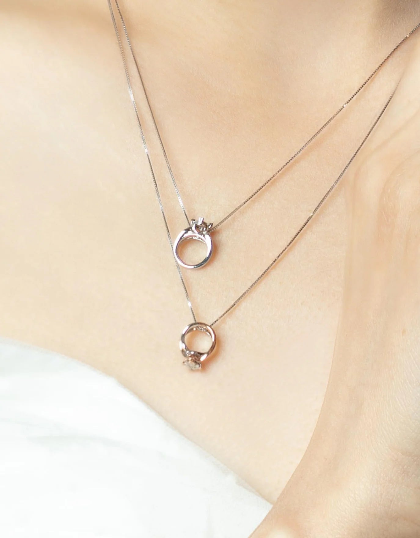 LVC Charmes Love Journey Mini Ring Diamond Pendant
