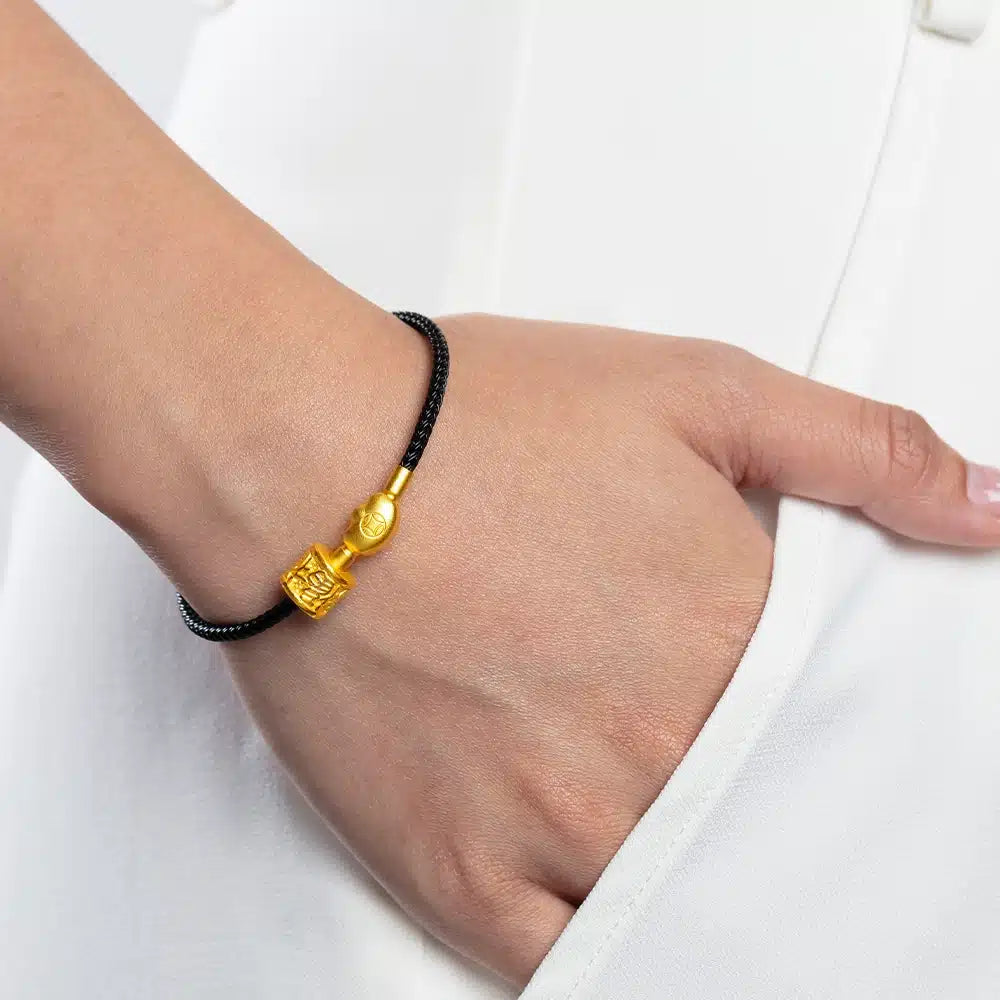 LVC Classic Gold Clip Charm Bracelet