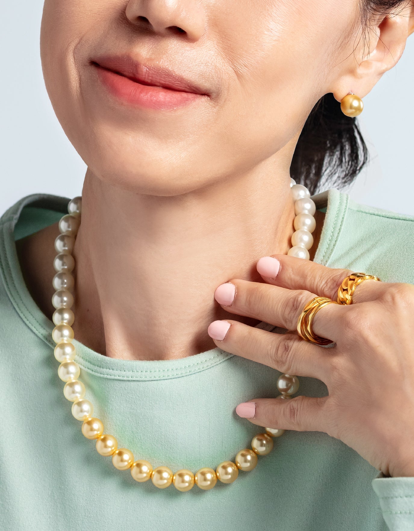 LVC Charmes Aurora Luxe Pearl Necklace & Earrings Bundle