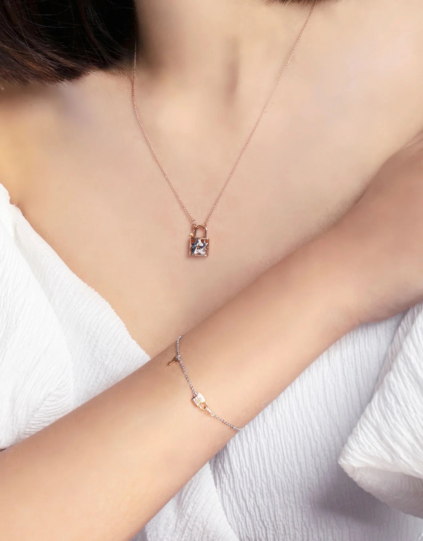 LVC Cheri Star Necklace