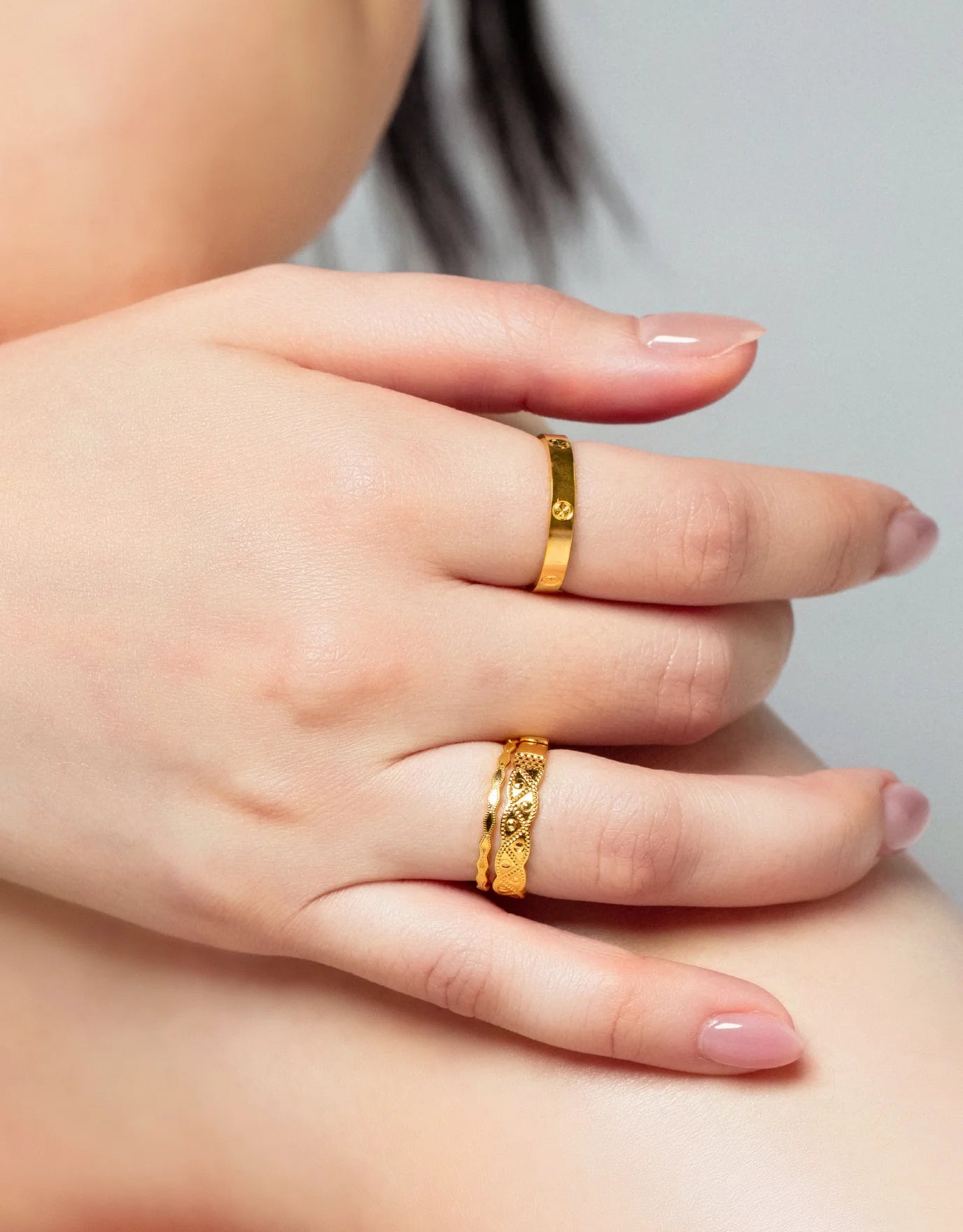 LVC 9IN Flowerette 999 Gold Ring
