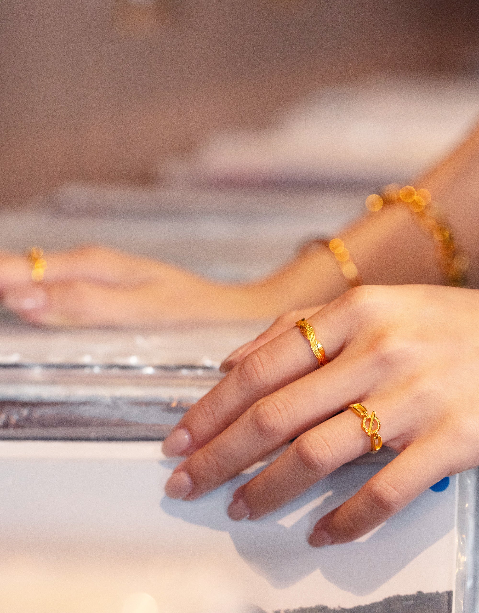 LVC 9IN Wavia Women's 999 Gold Ring