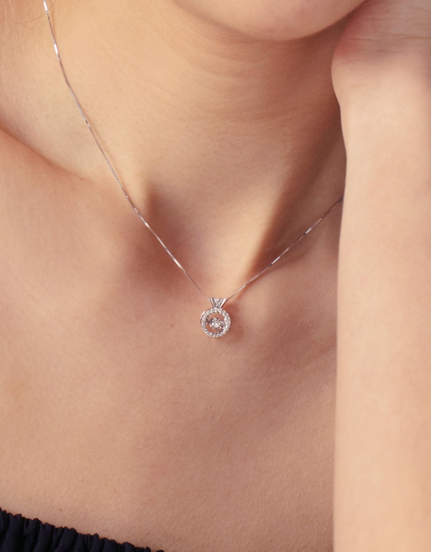 LVC Charmes Grace Mini Ring Diamond Pendant